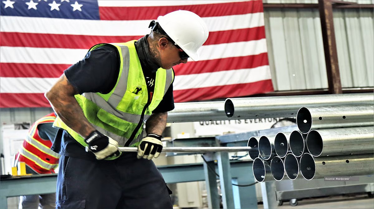 TaiyangNews's tweet image. Localization is becoming a competitive factor as domestic-content requirements expand across major PV markets. Steel-based tracker systems enable faster and more flexible regional manufacturing compared to upstream PV components. #SolarPower  taiyangnews.info/technology/loc…