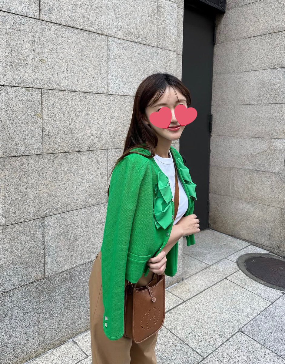 𝐿𝐴𝑇𝑇𝐸 tweet media