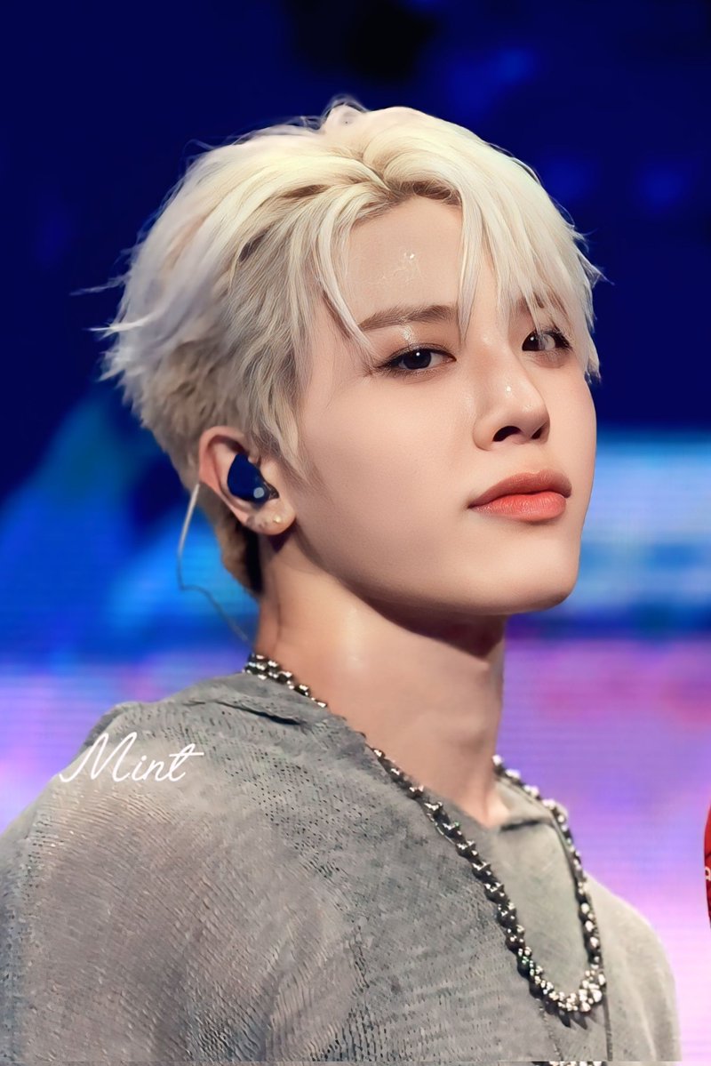 ꒰ঌ 𝑀𝐼𝑁𝑇 ໒꒱ tweet media