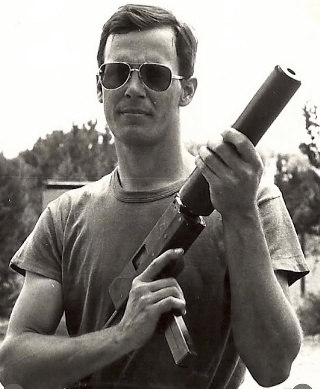 GGadsen32150's tweet photo. Clint Smith rocking a MAC-10 back in the day. 😎 https://t.co/cDayVCK3cL