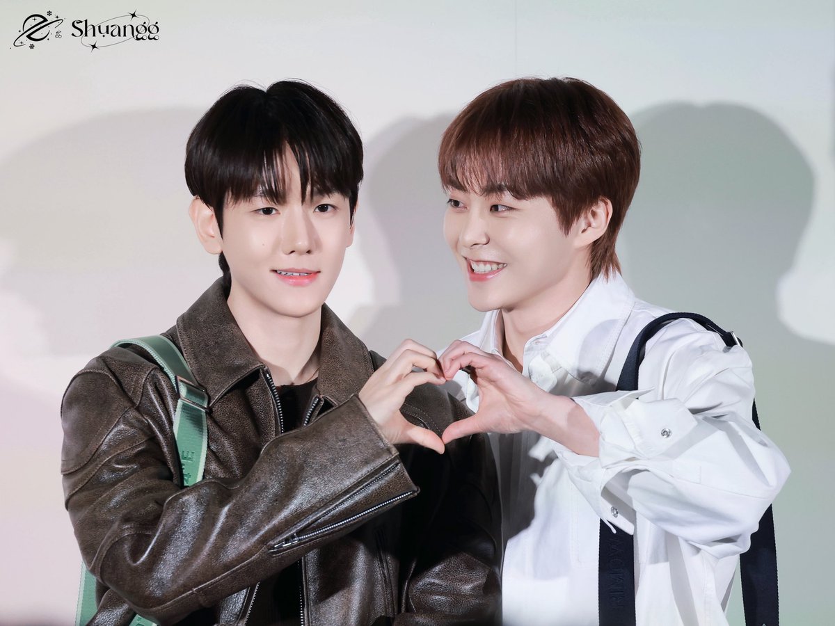 Shuangg1225's tweet photo. 240415
#xiumin #김민석 #BAEKHYUN #ベッキョン
#시우민 #シウミン #백현 #baekhyun #변백현 
#AprilFoolsDay #만우절 https://t.co/BIcAdyOfdh