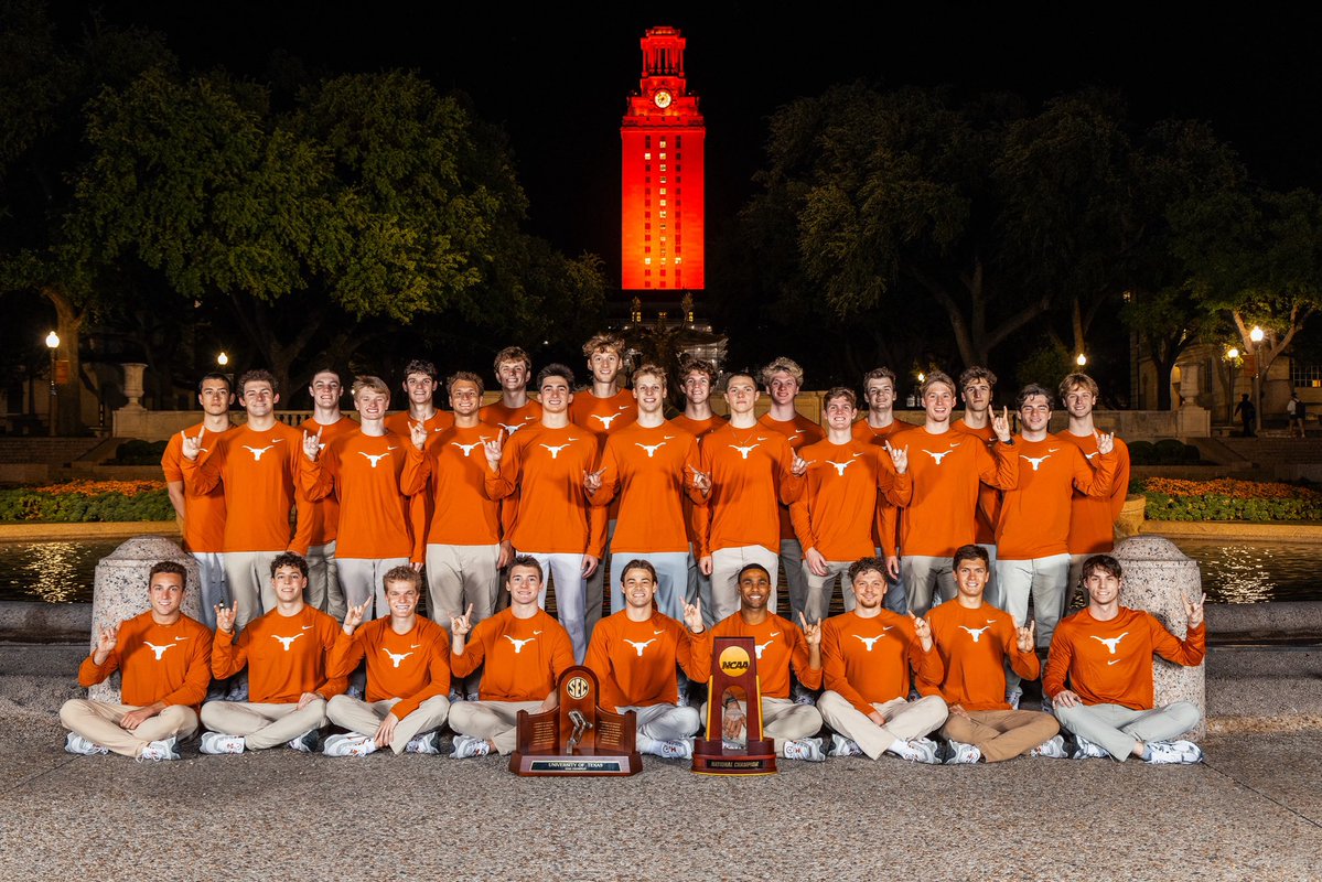 Texas Men's Swimming & Diving tweet media