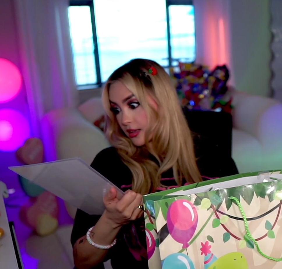 lion. 🍓 tweet media