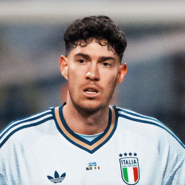 سومر ثقب اوروبا | ⭐️ 𝐗𝐅𝐚𝐫𝐢𝐬 ⭐️🚬 tweet media