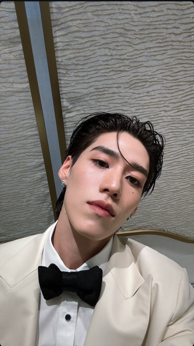 hourly pp tweet media