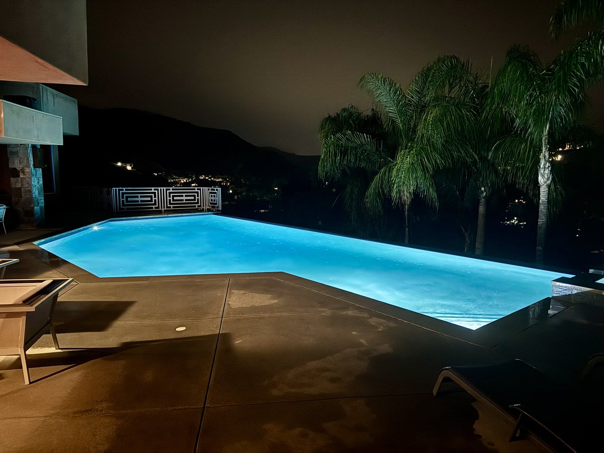 𝓜. 𝓒. 𝓽𝓱𝓮 𝓜𝓪𝓰𝓷𝓲𝓯𝓲𝓬𝓮𝓷𝓽 tweet media