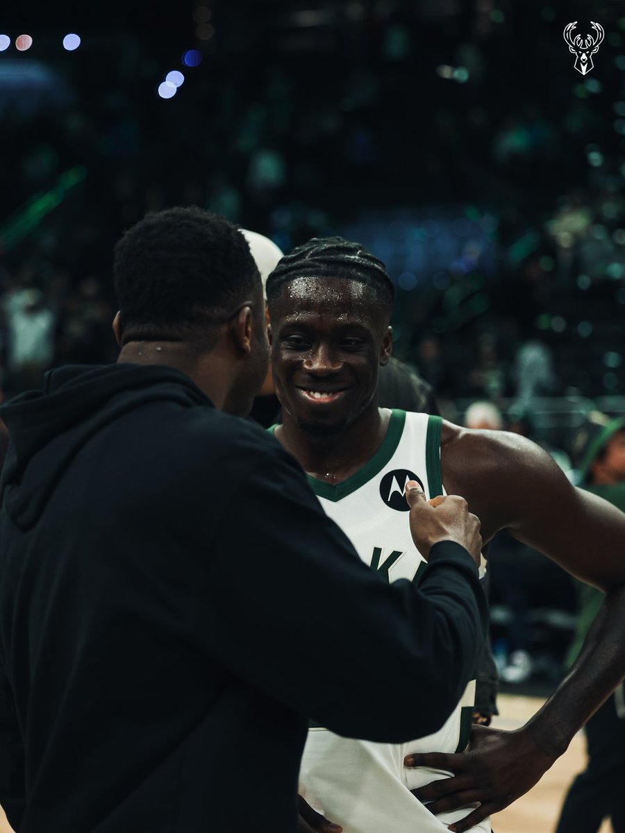 Milwaukee Bucks tweet media