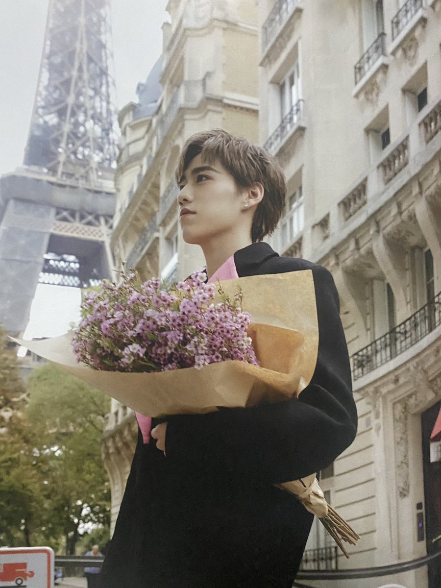 hourly pp tweet media