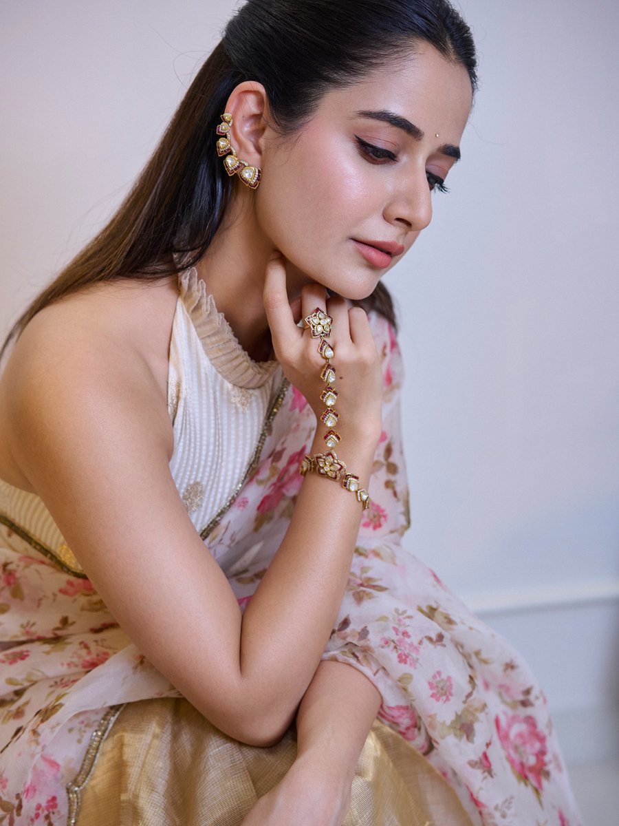 Sravani 🇮🇳 tweet media