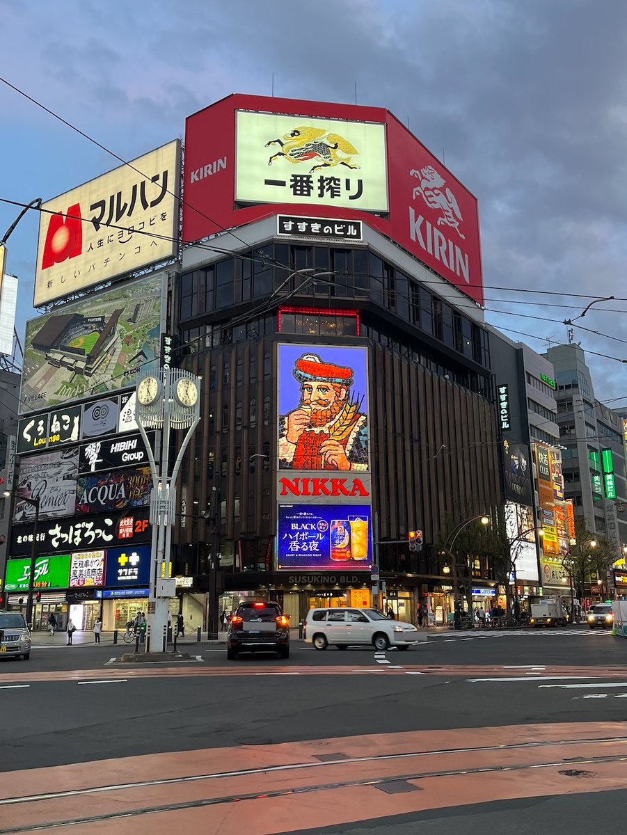 オカンダ tweet media