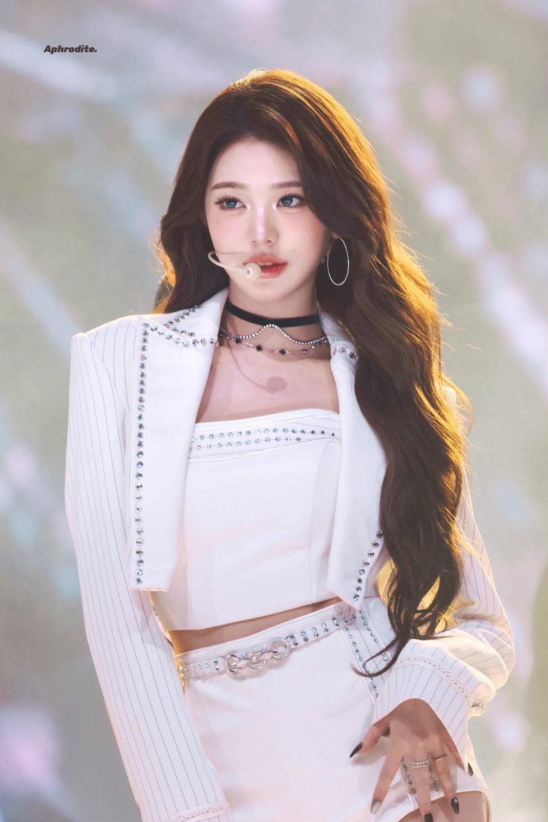 Aphrodite. tweet media