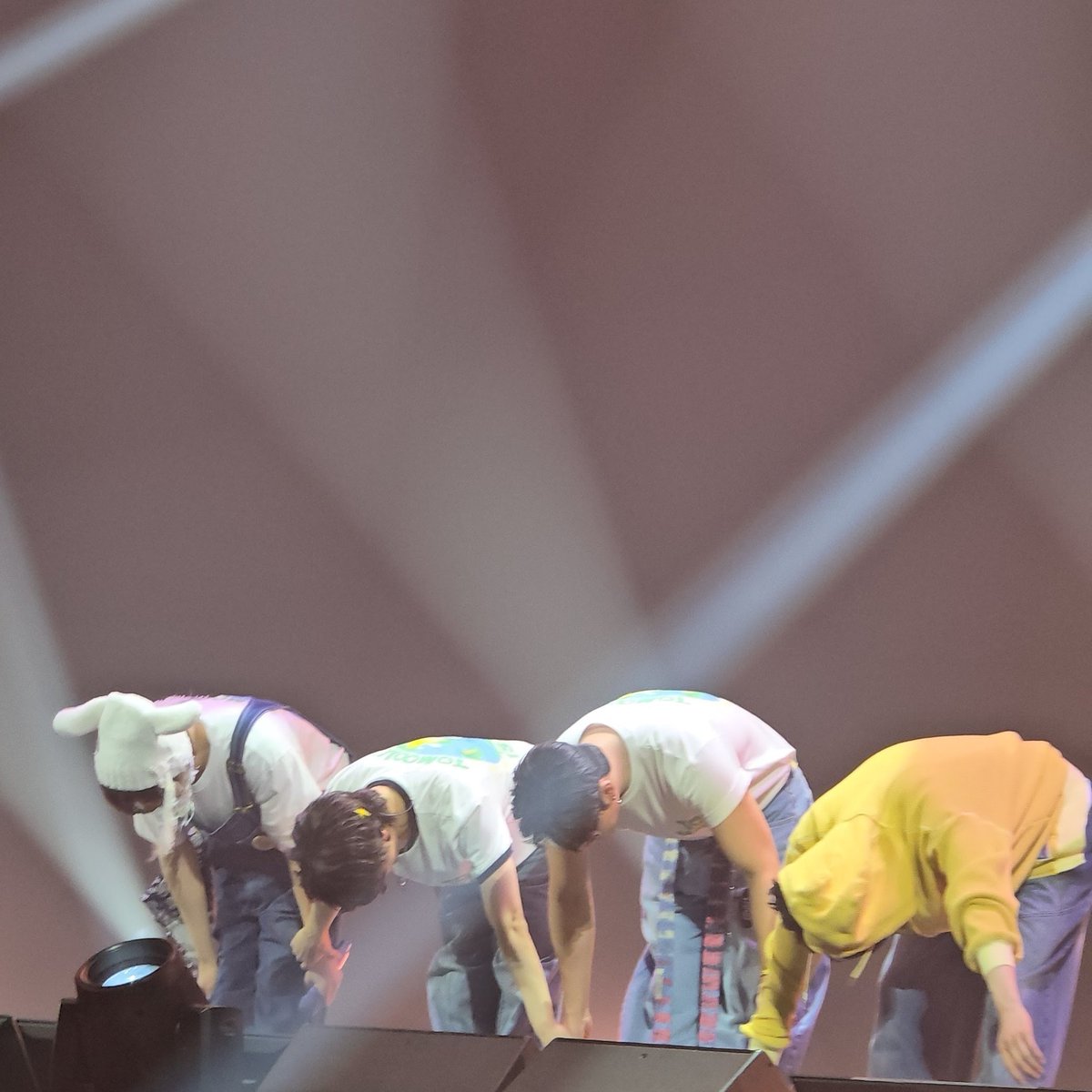 ｡☀︎⋆원어스☾⋆☀︎｡ tweet media