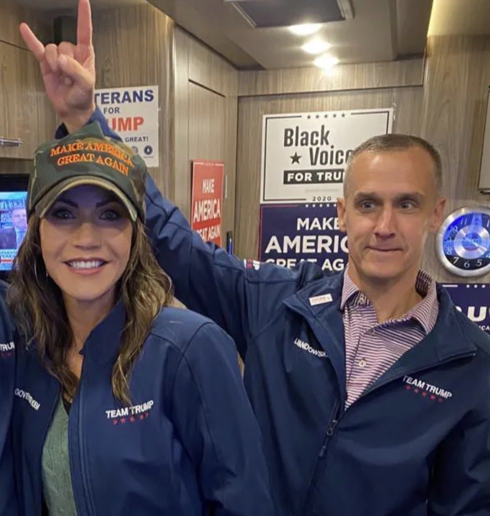 Carola_Bug tweet media