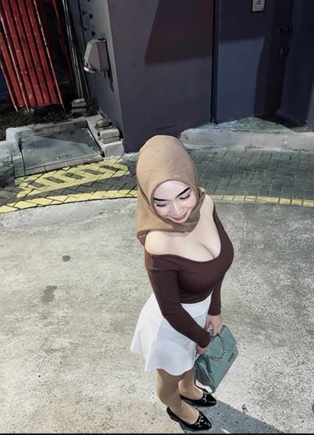 dinilont's tweet photo. Yang kamu suka? https://t.co/ltpscwCEfn
