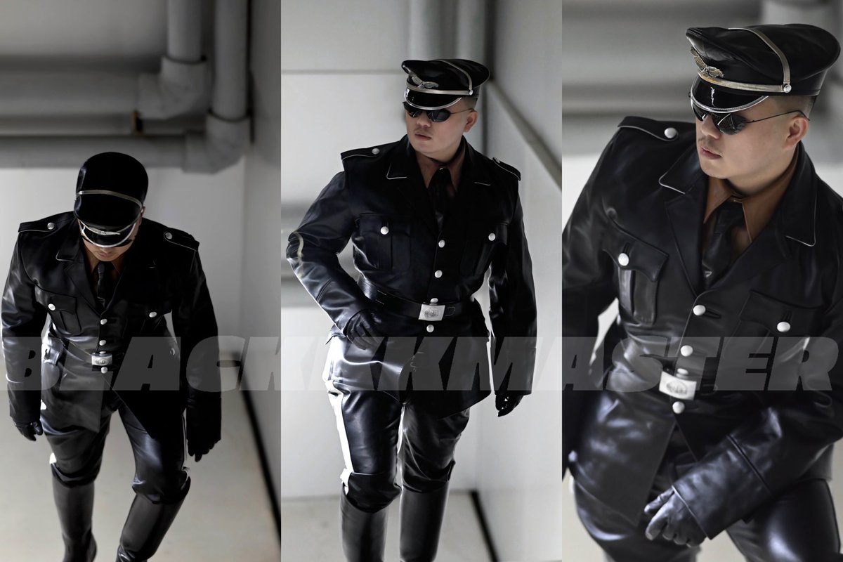 DavidWo98918930's tweet photo. Your master is arriving
#leather #uniform #masculine #tomoffinland #bluf #fetish #boots #bootedman #officer #patrol #cops #gear #bootlust https://t.co/LbCs5UJWUC