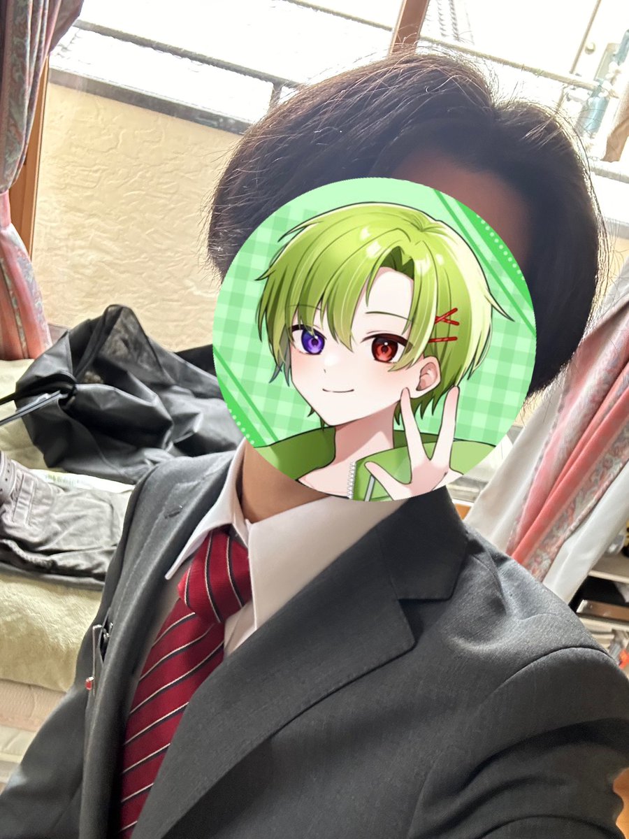 特別にスーツ姿あげちゃう