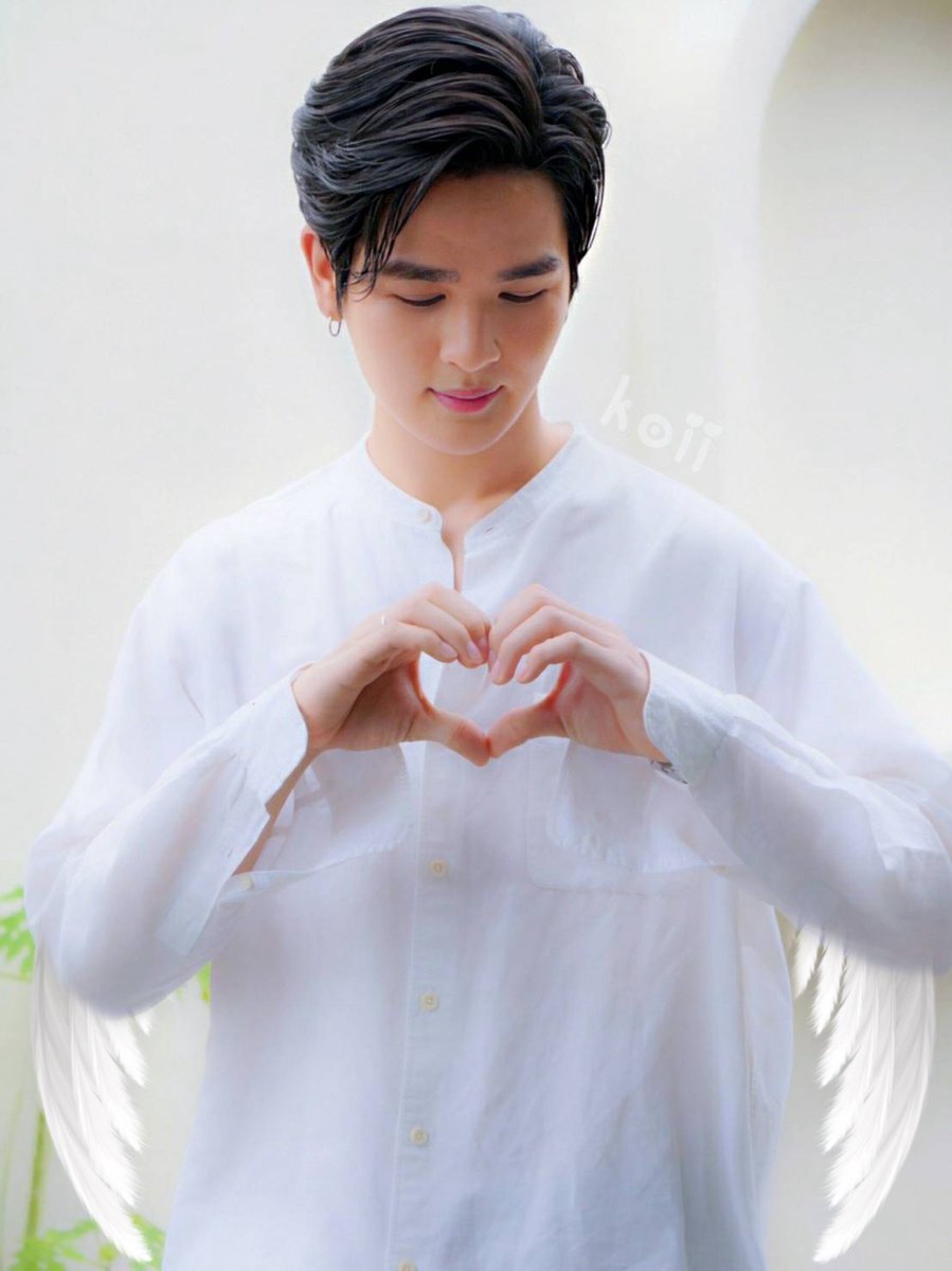 HBD นะคะคุนนพี่ มีความสุขมากๆ ร่างกายแข็งแรง ไม่เจ็บไม่ป่วย ดูแลตัวเองเยอะๆ ใครเตือนอะไรก็ฟังบ้างเถ๊อะ ขอให้ปีที่32 นี้เป็นปีที่แฮปปี้นะ 
<a href="/yoonpsn/">Yoon Phusanu</a>