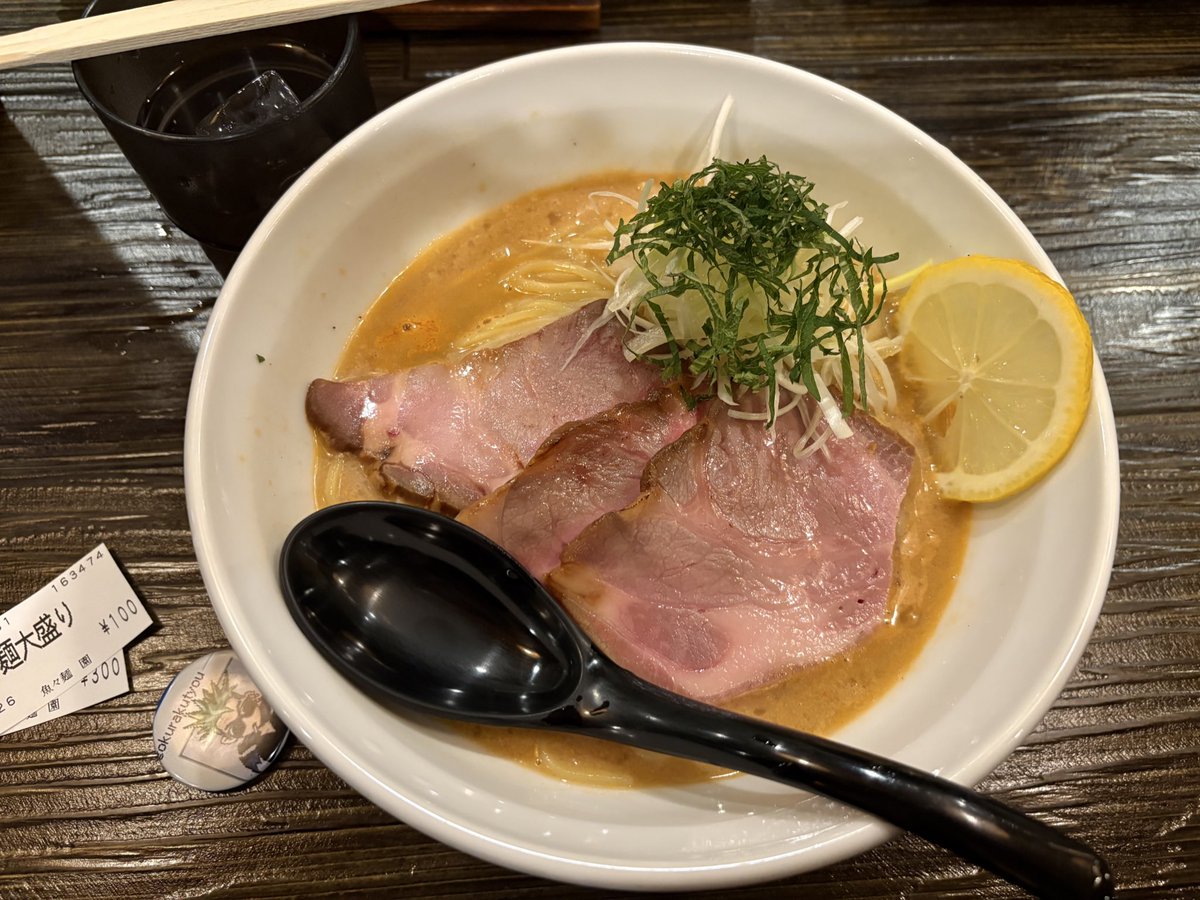 極楽 （gokurakutyou） tweet media