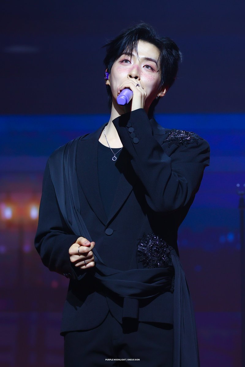 BLUEWARM💙☁️ tweet media