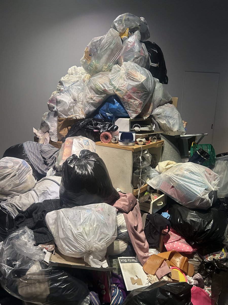 【つ】 tweet media