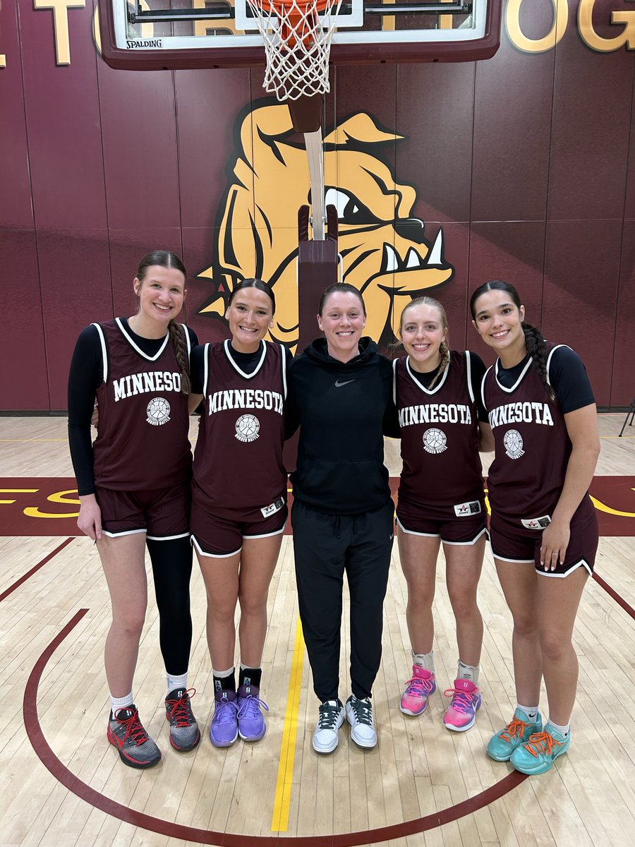 Abby Notch tweet media