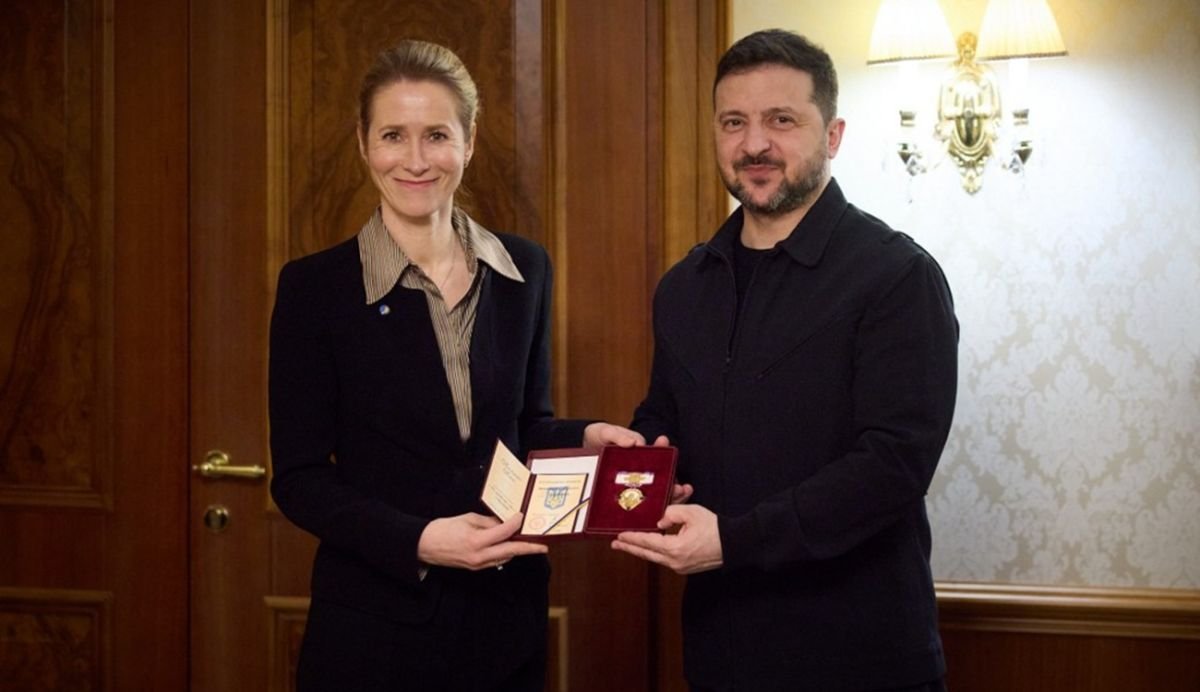 Румынская сотня 🇷🇴🇪🇺 tweet media