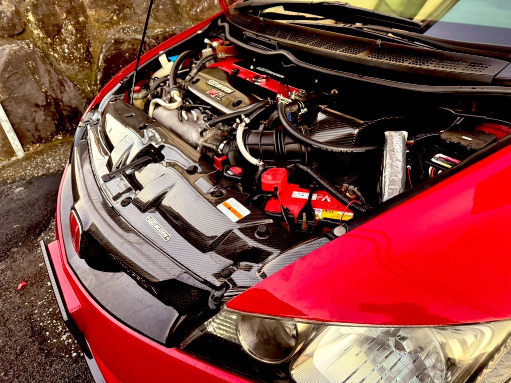 ぎゃらん tweet media