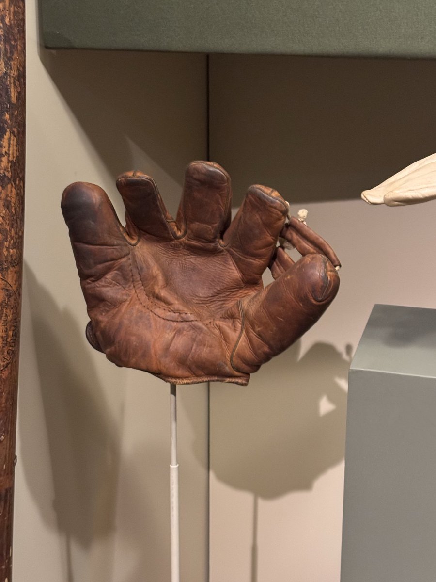 martin is alive tweet media