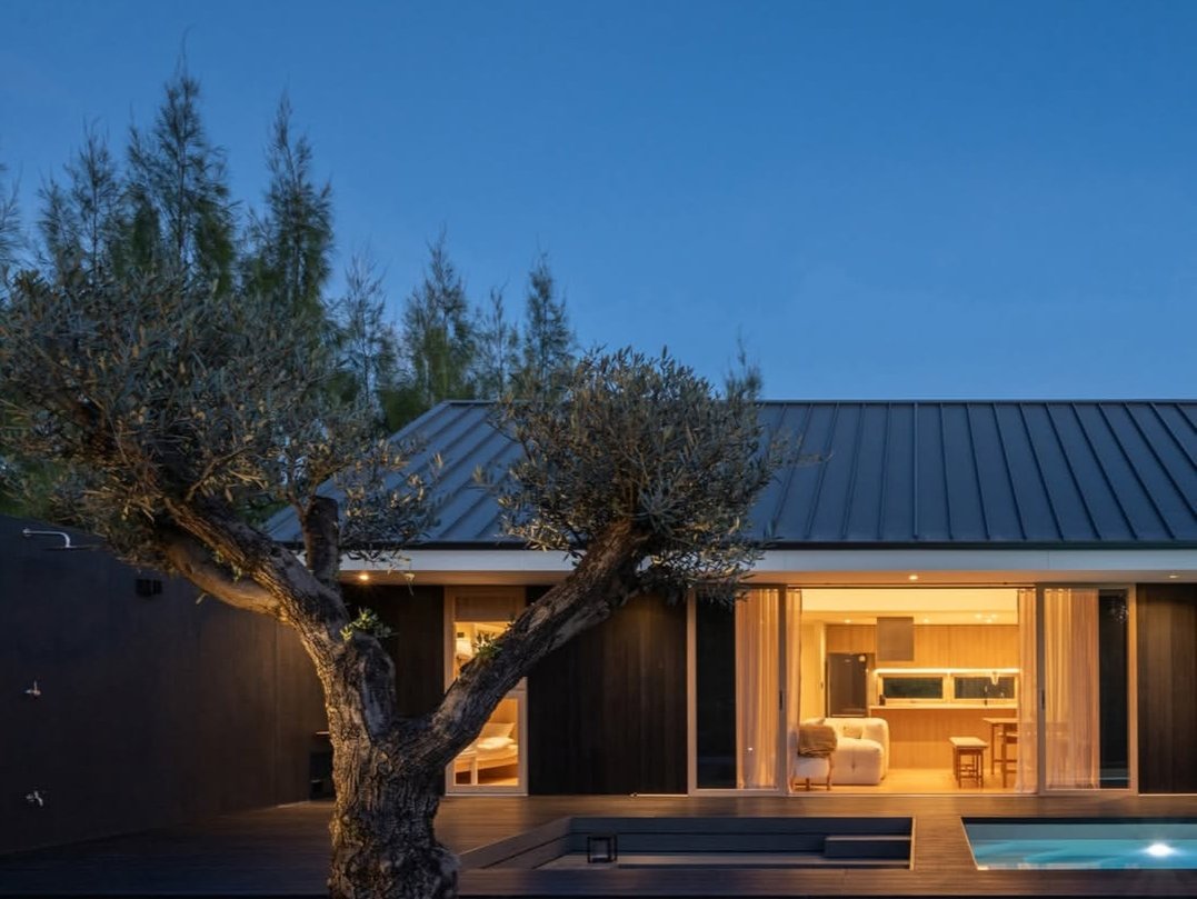 You can wake up here smiling.