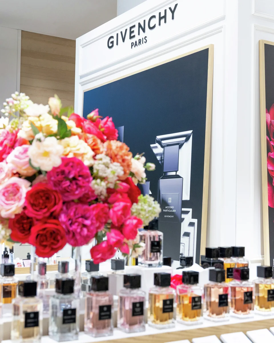 公式】 ISETAN BEAUTY MAGAZINE(三越伊勢丹化粧品オンラインストア