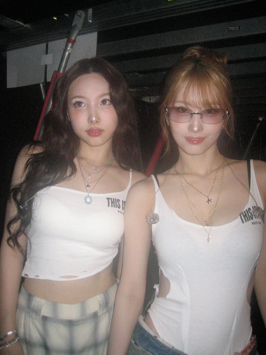 nayeon pics tweet media