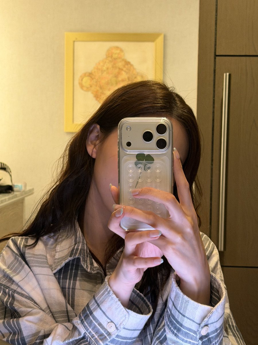 nayeon pics tweet media