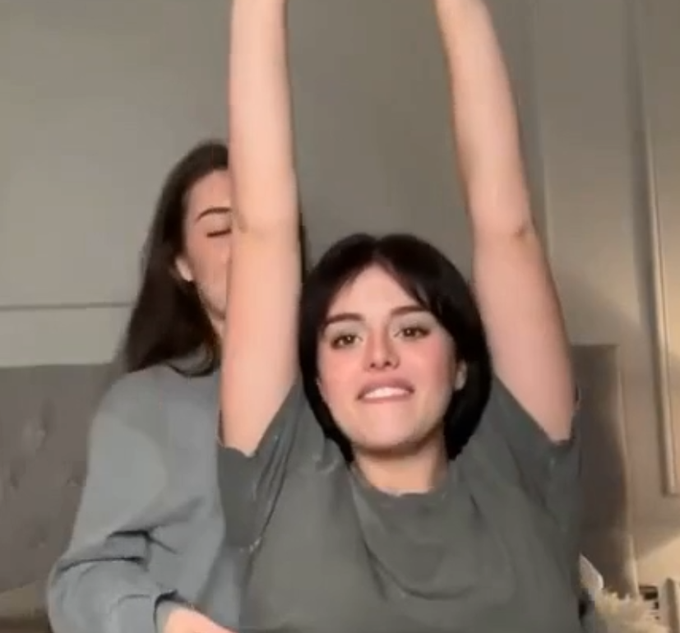 BELLA💎 tweet media