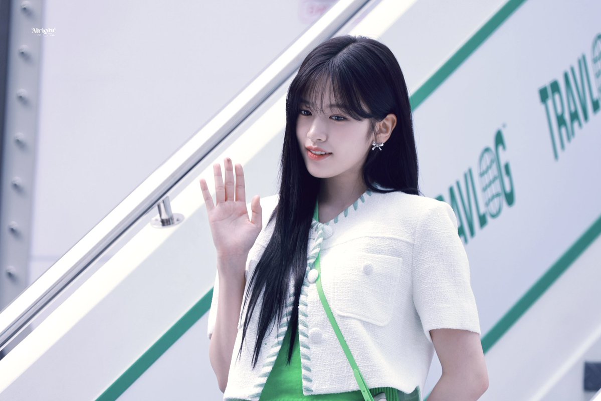 alright_901 tweet media