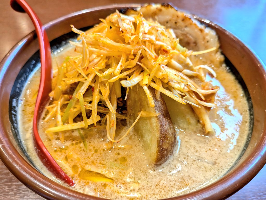 ひろね𓃠 tweet media