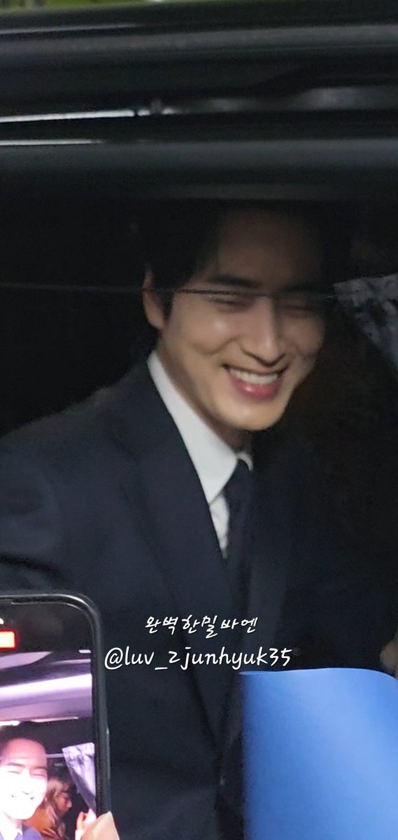 완벽한밀바엔 tweet media