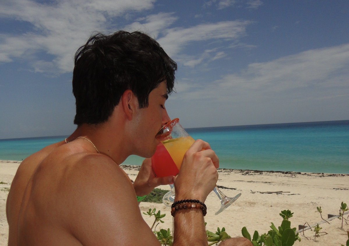 Cobyyryan tweet media