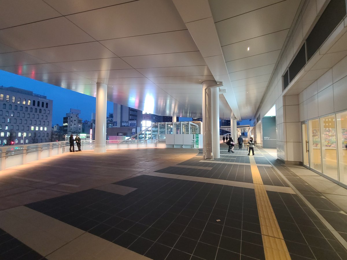 道ろじん tweet media