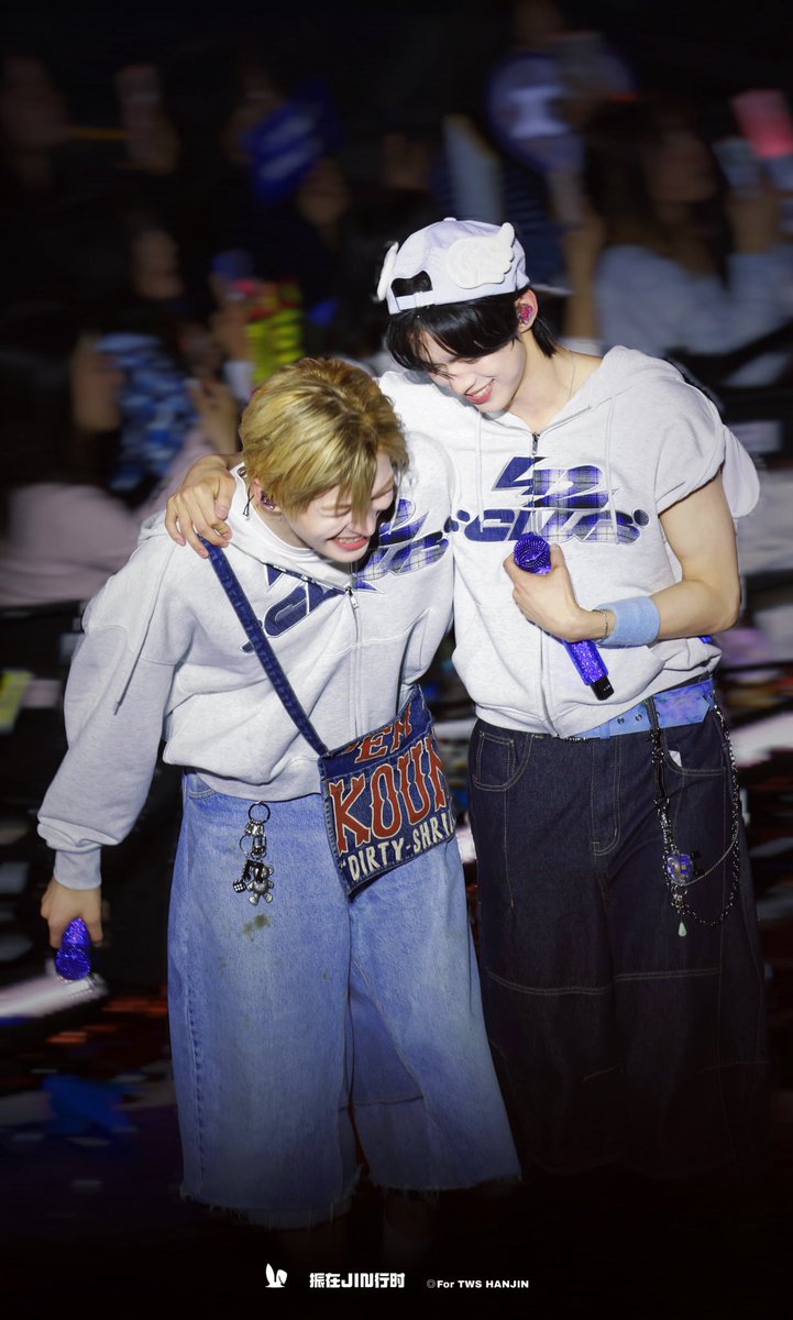 振在JIN行时 tweet media