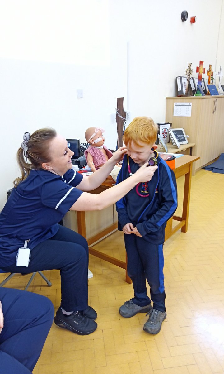 MissKBSGC's tweet photo. A great big thank you to Hannah and Carrie who came in to share lots of information around their roles as nurses. KS1 have learnt lots of new things about the different types of equipment needed and how to become a nurse 🏨 @MrGSGC @MissDSGC @LsgcMrs https://t.co/92M5C9hSGq