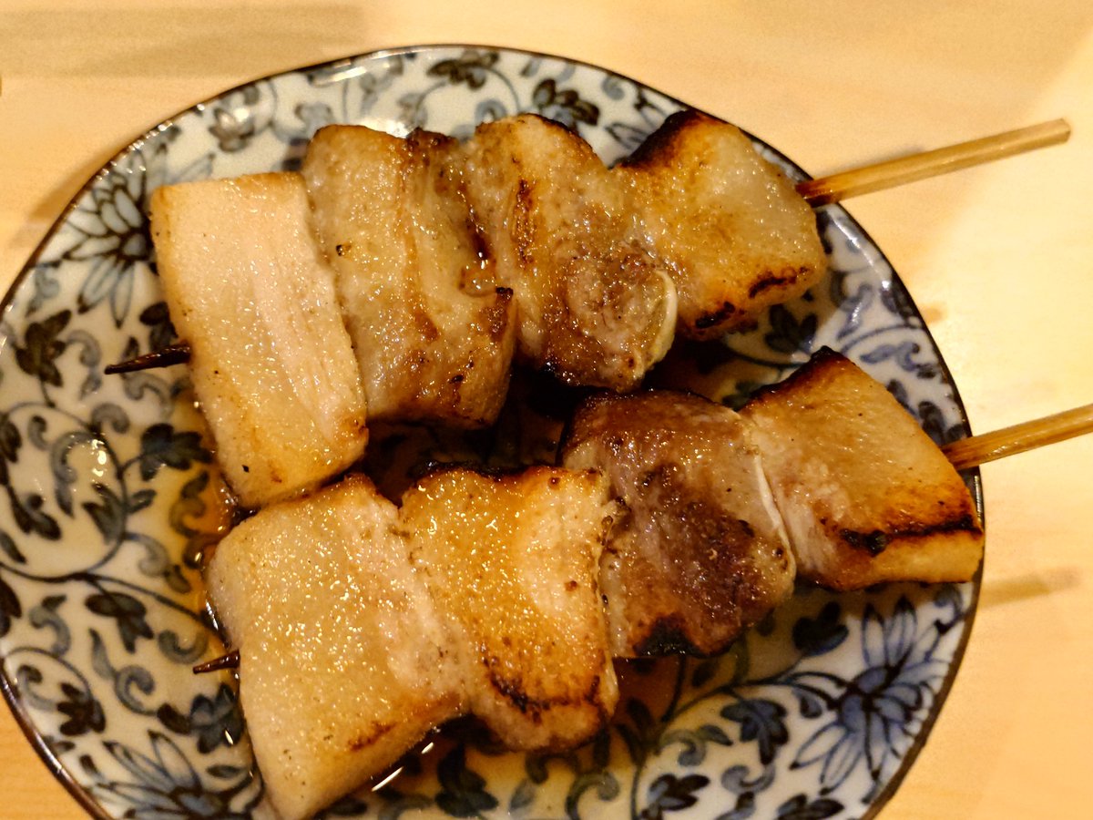 空飛ぶ酒飲み@JALダイヤモンドメタル✈️ tweet media