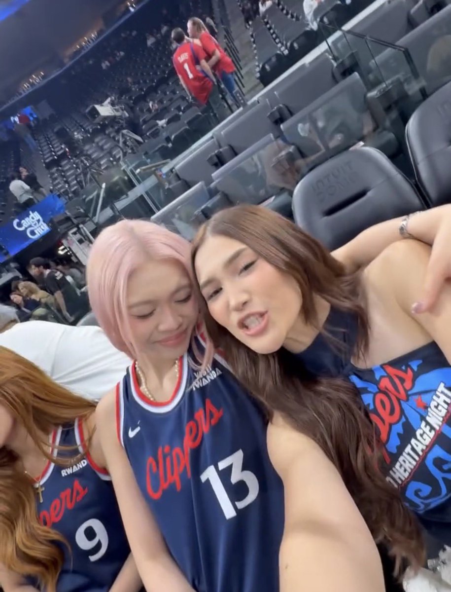 samsam ༊*·˚ tweet media