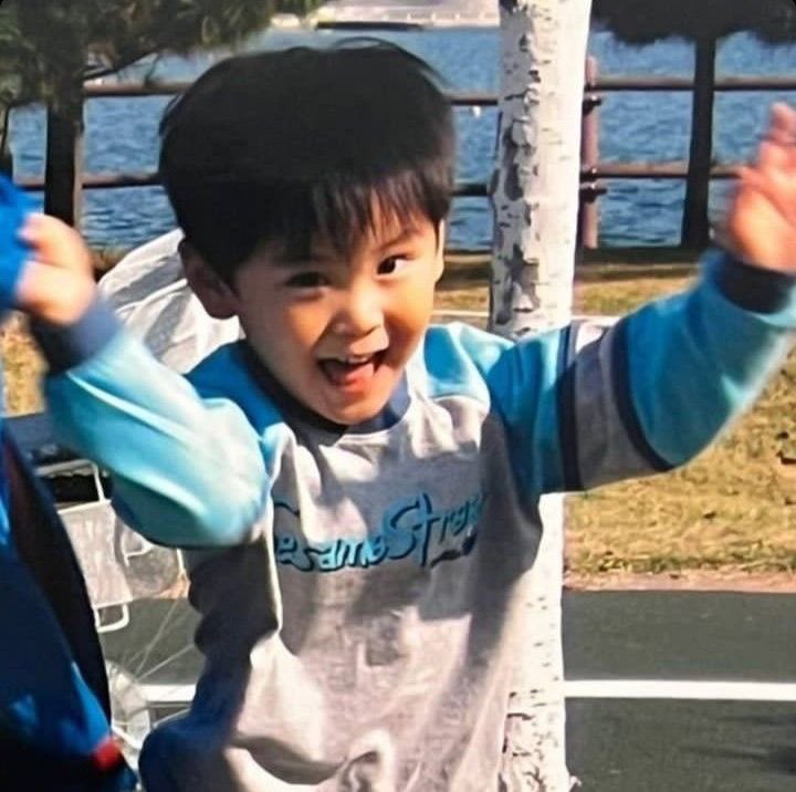 ੯·̀͡⬮ tweet media