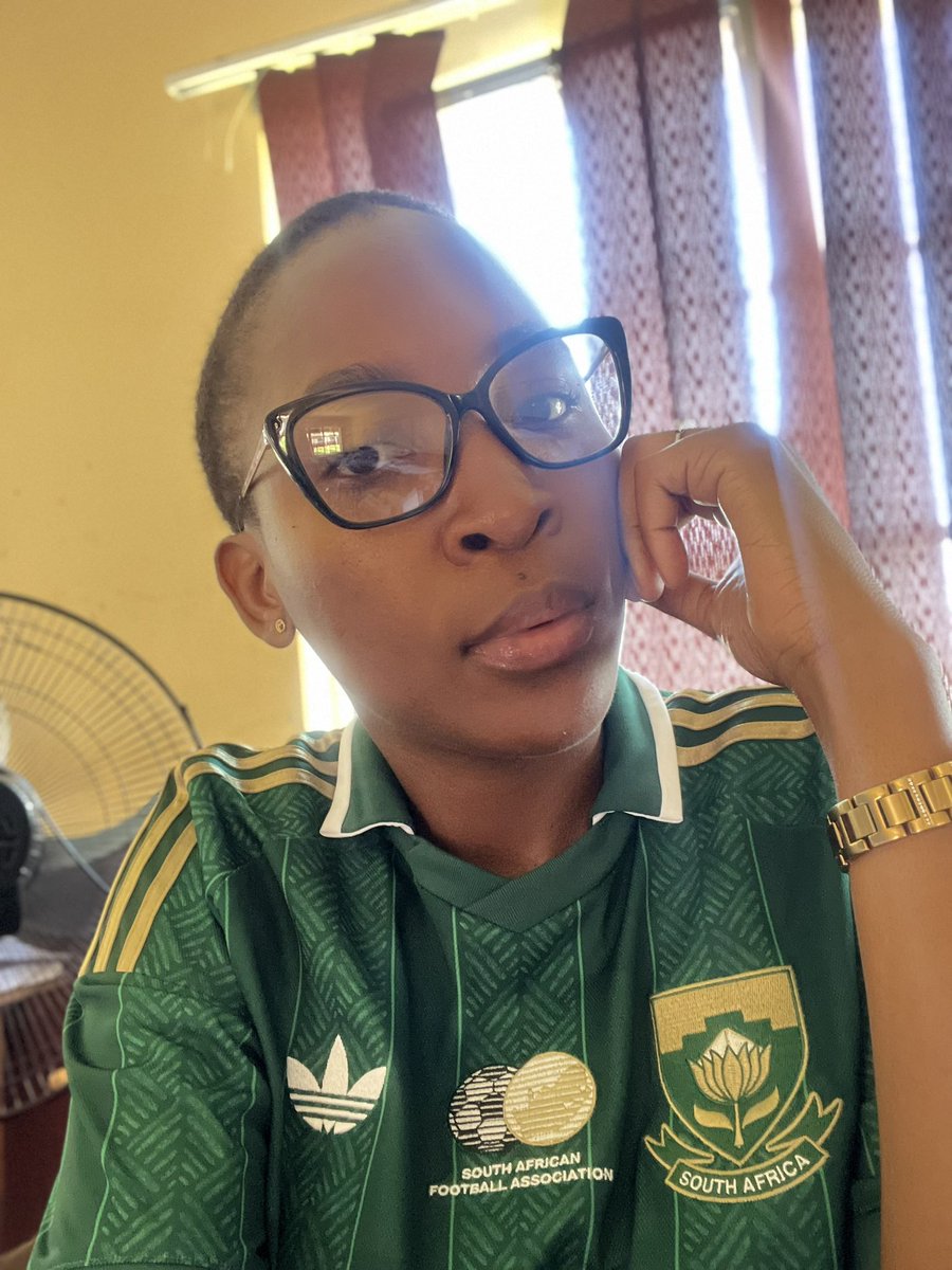 LaMahorrwane tweet media