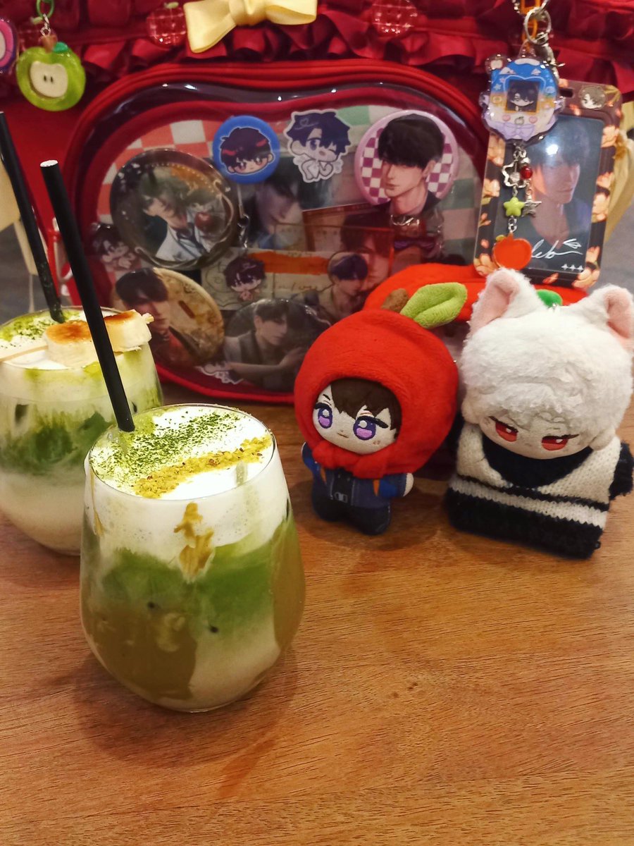 astro ; leo 🍓 tweet media