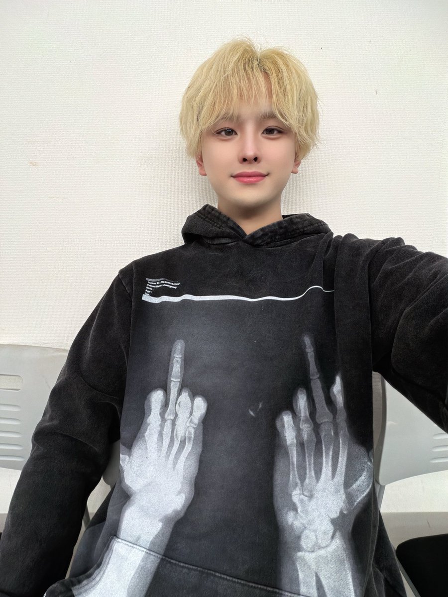 りょへ tweet media