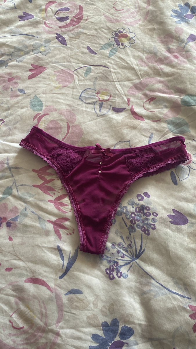 Hande Yücel tweet media