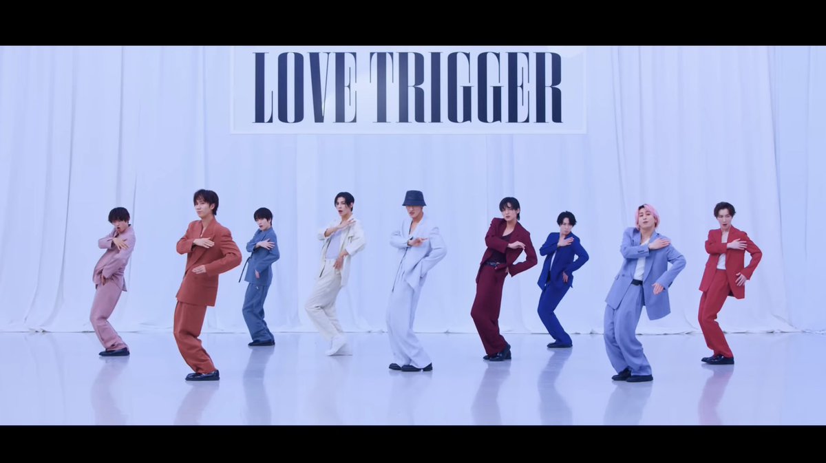 nabe_sppi's tweet photo. この振り出てきた瞬間LOVE TRIGGER思い出したのは私だけじゃないと思います‼️
#スノのダンプラ公開デイズ #BANG !!#LOVETRIGGER #SnowMan https://t.co/RekVUIe8Wk