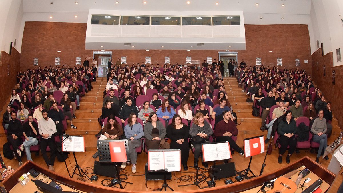 Οδηγητής tweet media