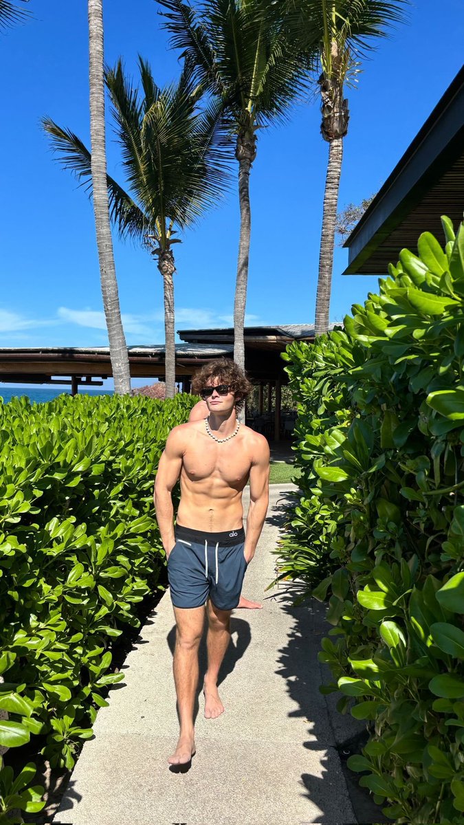 𝑩𝒊𝒍𝒍𝒚 𝑴𝒂𝒙𝒊𝒎𝒐𝒇𝒇 tweet media